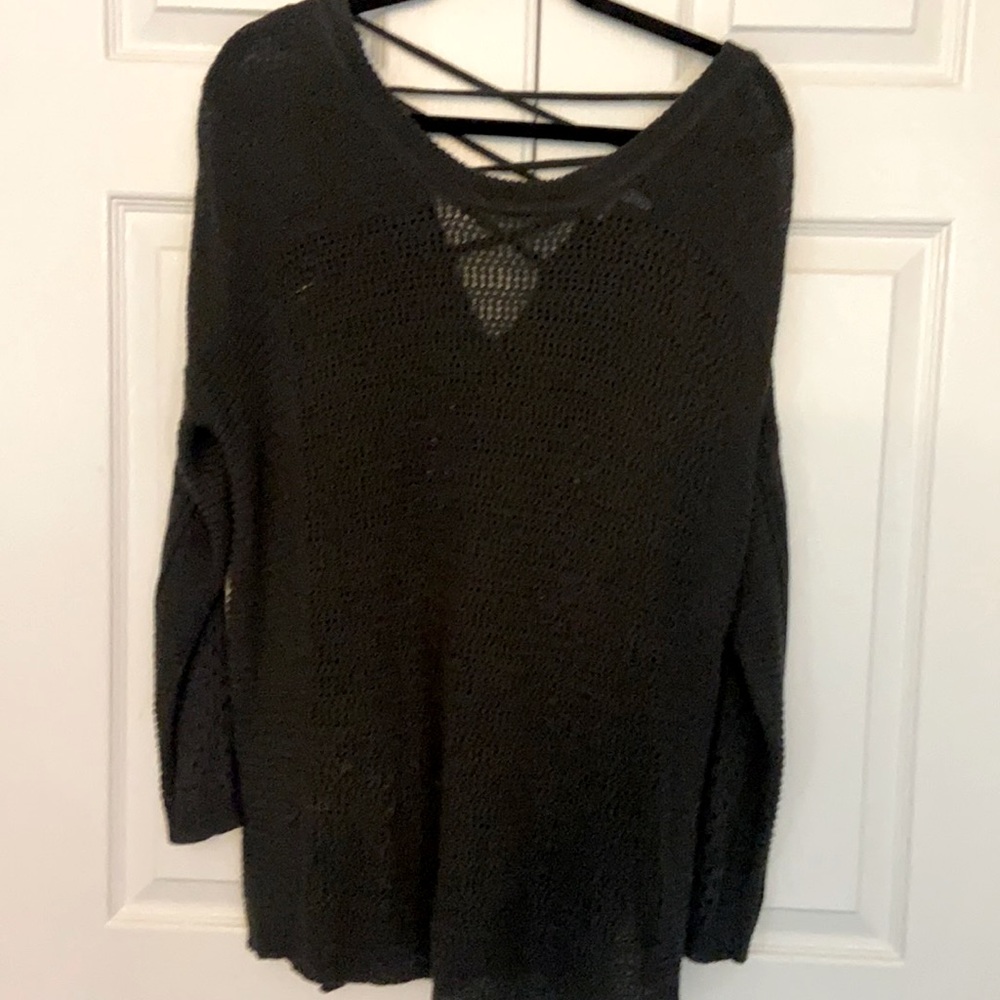 Heartloom gray sweater